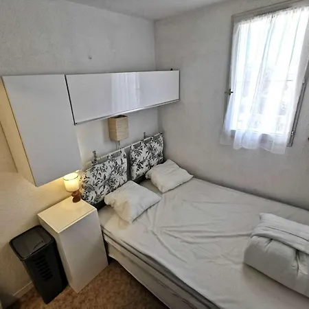 Le Carlton - Deux Pieces 4 Couchages A Port Leucate. Ref: 2car_331ac Mae-2271 Leucate